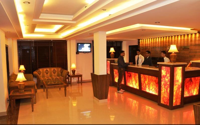Hotel Sandhya Kasol Manīkaran Exteriör bild